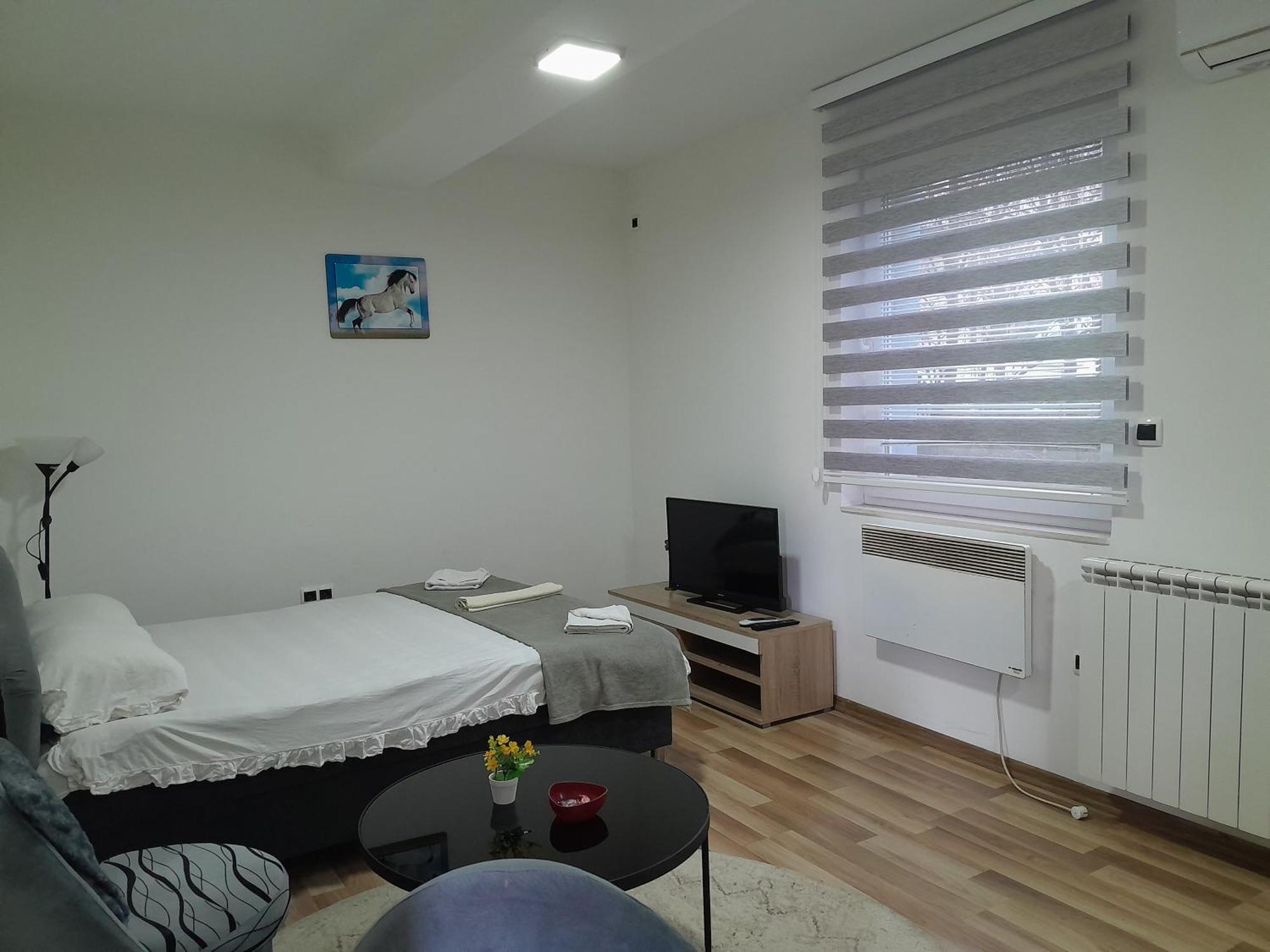 Sleep And Drive No7 Apartment Sarajevo Exterior photo